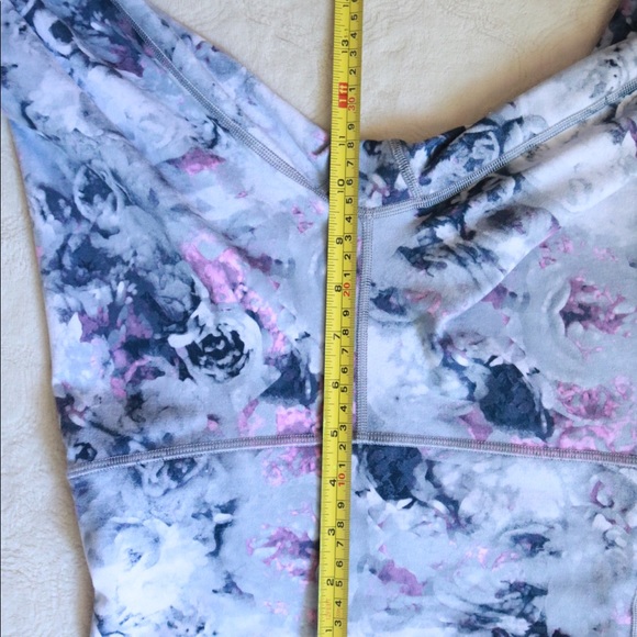 Lululemon Moody Mirage Gray Floral Leggings - Picture 5 of 15